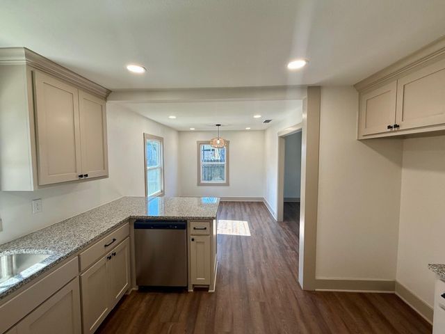 314 E Madison Street, Overton, TX 75684