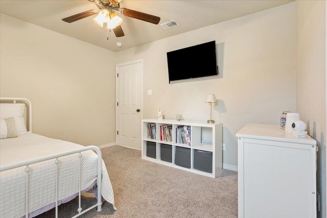 910 Ridgeoak DR, Belton, TX 76513