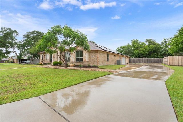 910 Ridgeoak DR, Belton, TX 76513