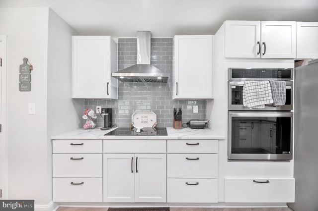 8812 CHURCHFIELD LN, Laurel, MD 20708