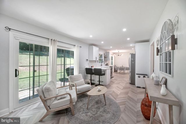 8812 CHURCHFIELD LN, Laurel, MD 20708