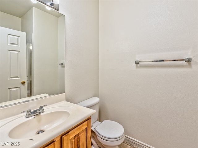 8221 Heather Rock Court, Las Vegas, NV 89117