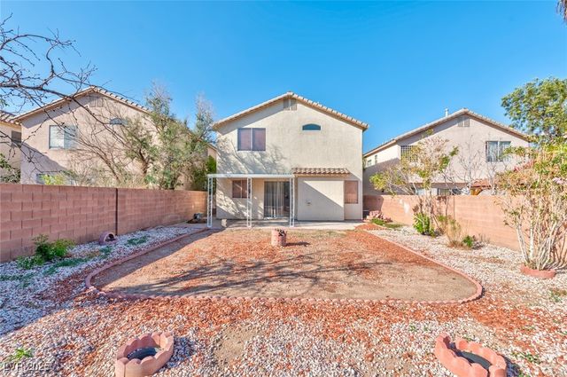 8221 Heather Rock Court, Las Vegas, NV 89117