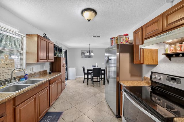 945 NW 64TH PLACE, Ocala, FL 34475