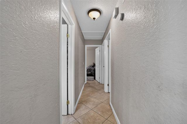 945 NW 64TH PLACE, Ocala, FL 34475