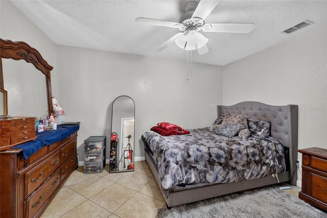 945 NW 64TH PLACE, Ocala, FL 34475