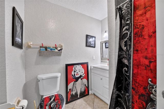 945 NW 64TH PLACE, Ocala, FL 34475