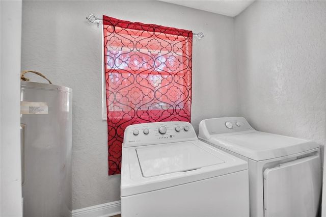 945 NW 64TH PLACE, Ocala, FL 34475