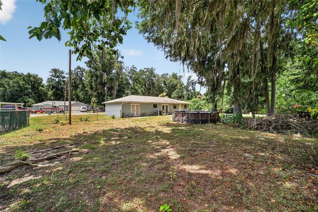 945 NW 64TH PLACE, Ocala, FL 34475