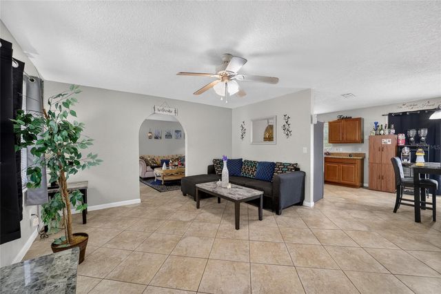 945 NW 64TH PLACE, Ocala, FL 34475