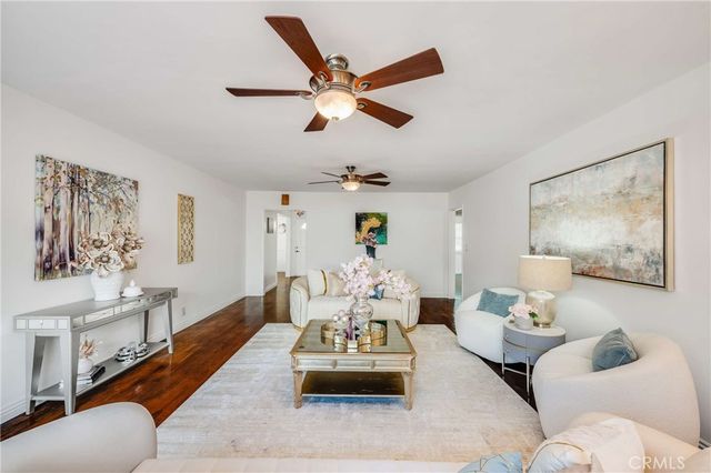 2549 Bomberry, Lakewood, CA 90712