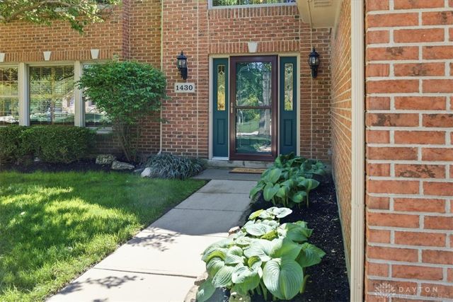 1430 Clear Springs Court, Centerville, OH 45458