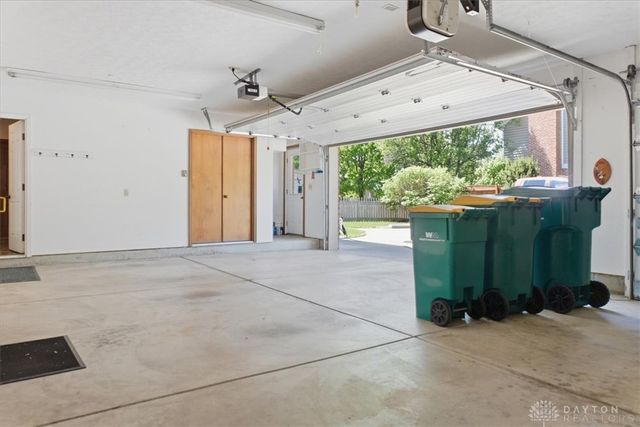 1430 Clear Springs Court, Centerville, OH 45458