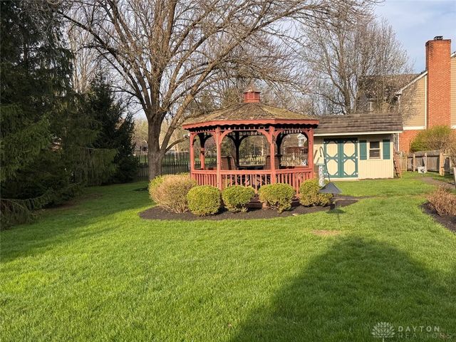 1430 Clear Springs Court, Centerville, OH 45458
