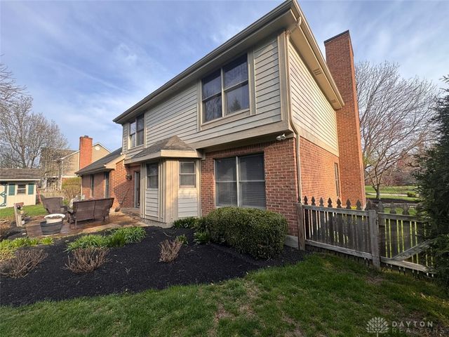 1430 Clear Springs Court, Centerville, OH 45458