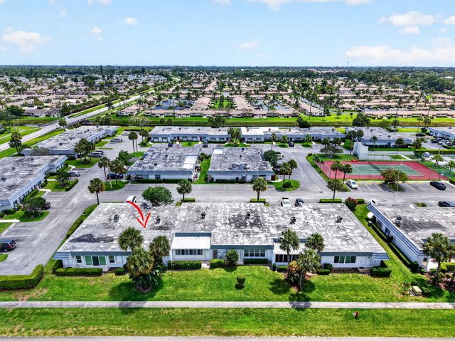 2886 E Fernley Dr Drive E 9, West Palm Beach, FL 33415