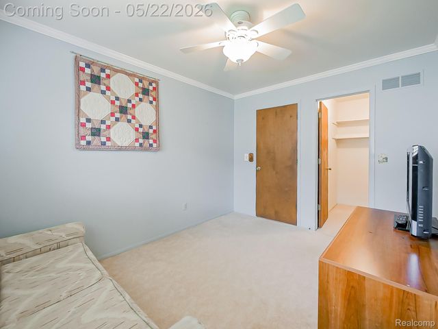 38663 Cypress Meadow Drive, Clinton Charter Township, MI 48036
