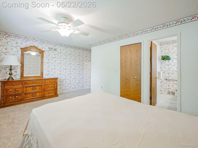 38663 Cypress Meadow Drive, Clinton Charter Township, MI 48036