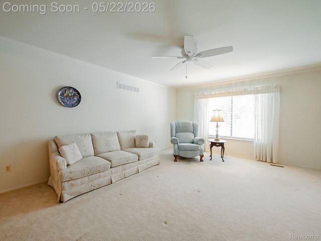 38663 Cypress Meadow Drive, Clinton Charter Township, MI 48036