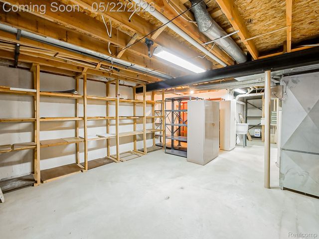 38663 Cypress Meadow Drive, Clinton Charter Township, MI 48036