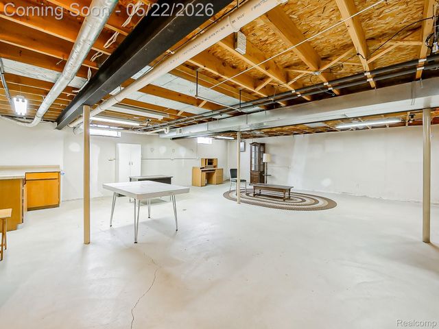 38663 Cypress Meadow Drive, Clinton Charter Township, MI 48036