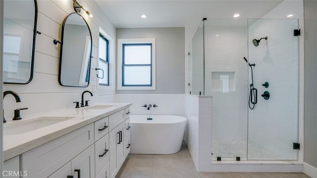 6250 Lindley Avenue, Encino, CA 91316