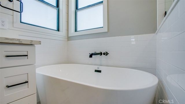 6250 Lindley Avenue, Encino, CA 91316