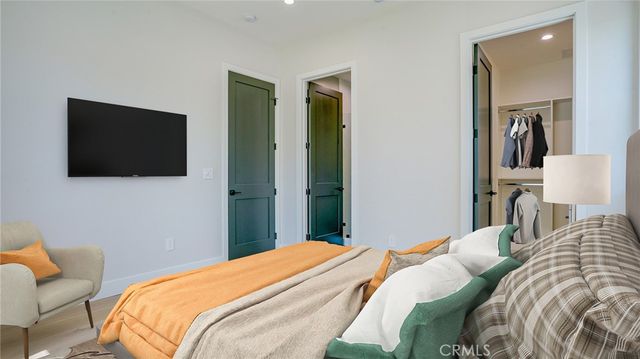 6250 Lindley Avenue, Encino, CA 91316