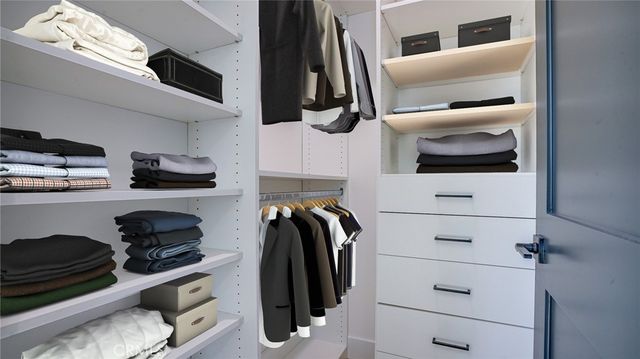 6250 Lindley Avenue, Encino, CA 91316