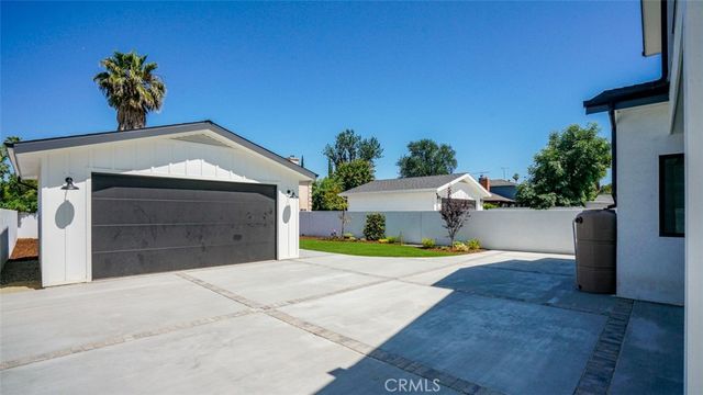6250 Lindley Avenue, Encino, CA 91316