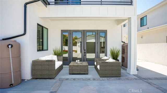 6250 Lindley Avenue, Encino, CA 91316