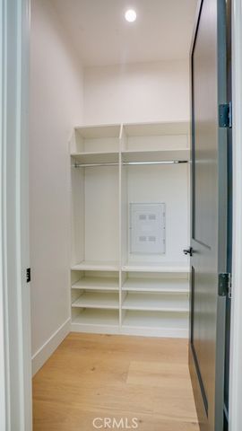 6250 Lindley Avenue, Encino, CA 91316