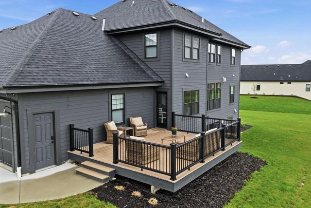 N82W27785 Marshall DRIVE, Hartland, WI 53029