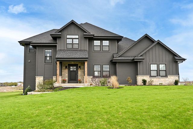 N82W27785 Marshall DRIVE, Hartland, WI 53029