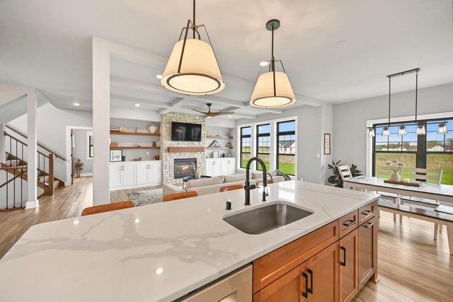 N82W27785 Marshall DRIVE, Hartland, WI 53029