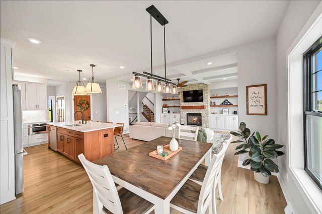 N82W27785 Marshall DRIVE, Hartland, WI 53029