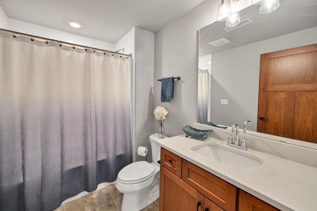 N82W27785 Marshall DRIVE, Hartland, WI 53029