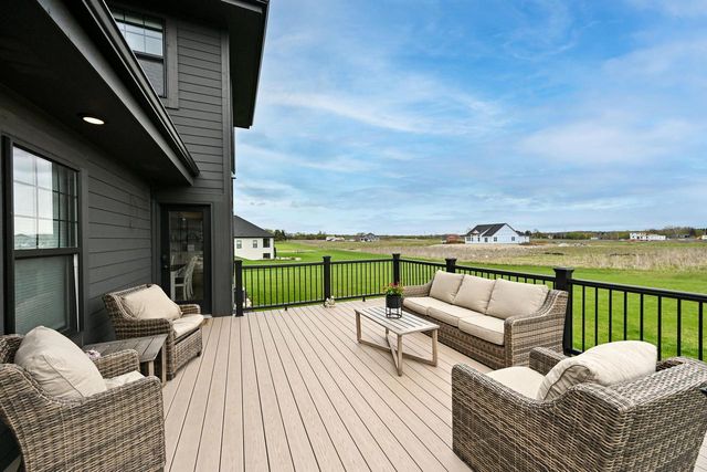 N82W27785 Marshall DRIVE, Hartland, WI 53029