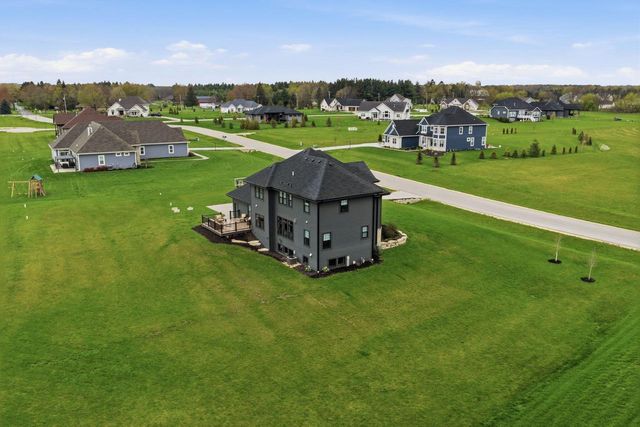 N82W27785 Marshall DRIVE, Hartland, WI 53029