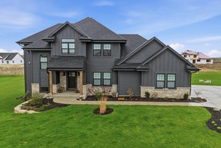 N82W27785 Marshall DRIVE, Hartland, WI 53029