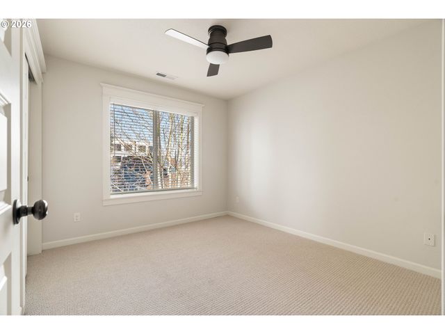 5421 Ne 18TH Ave, Portland, OR 97211