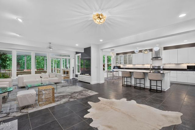 9619 Allsbrooke Drive, Raleigh, NC 27613
