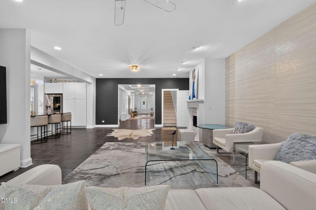 9619 Allsbrooke Drive, Raleigh, NC 27613
