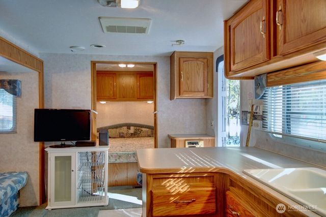 291 Schinn Canyon Drive, Deming, WA 98244