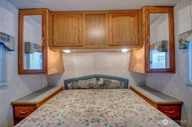 291 Schinn Canyon Drive, Deming, WA 98244