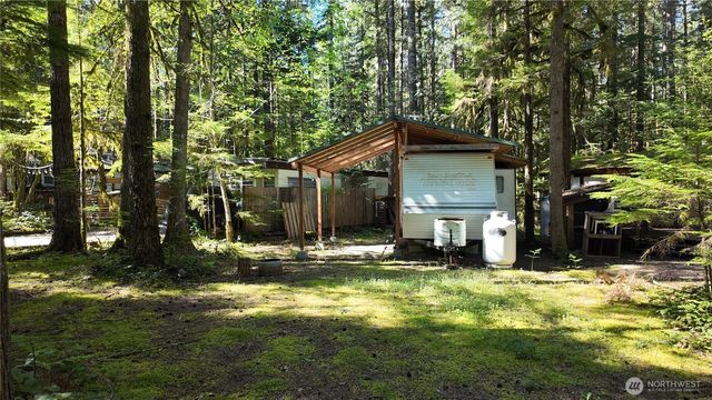 291 Schinn Canyon Drive, Deming, WA 98244