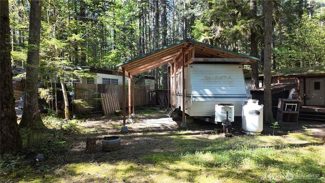 291 Schinn Canyon Drive, Deming, WA 98244