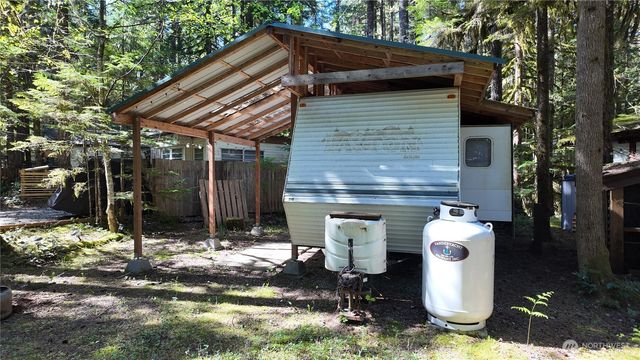 291 Schinn Canyon Drive, Deming, WA 98244
