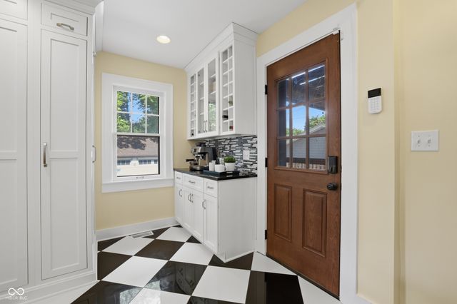 5023 N Pennsylvania Street, Indianapolis, IN 46205