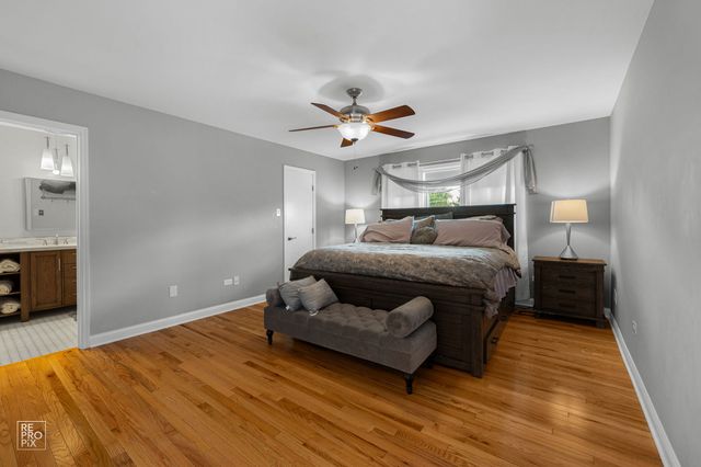 8909 Silverdale Drive 5C, Orland Park, IL 60462